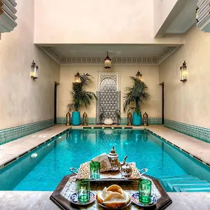 https://riad-kniza-hotel.marrakeshhotelsmorocco.com